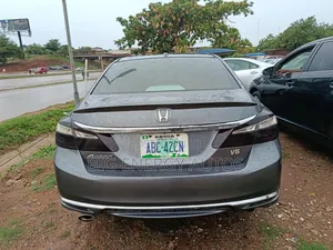 Honda Accord EX-L V-6 4dr Sedan FWD (3.5L 6cyl 6A) 2016 Gray