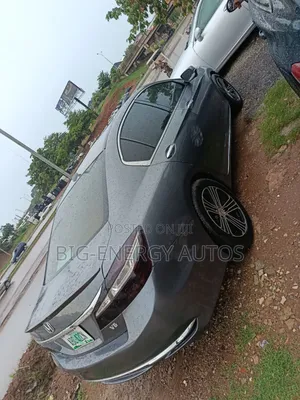 Honda Accord EX-L V-6 4dr Sedan FWD (3.5L 6cyl 6A) 2016 Gray