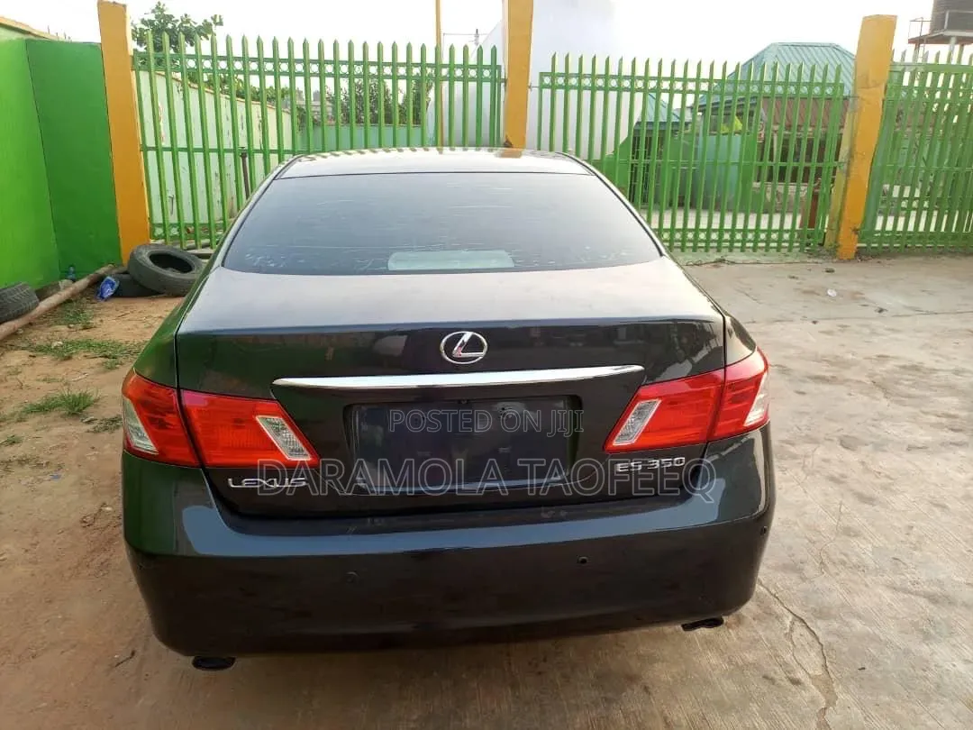 Lexus ES 350 2010 Gray