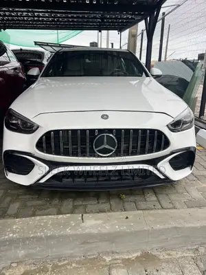 Mercedes-Benz C300 2022 White