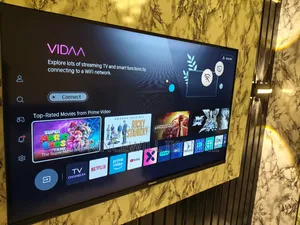32 Inches Hisense FHD Smart Tv