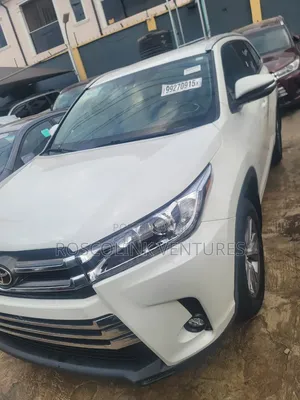 Toyota Highlander XLE V6 4x4 (3.5L 6cyl 6A) 2016 White