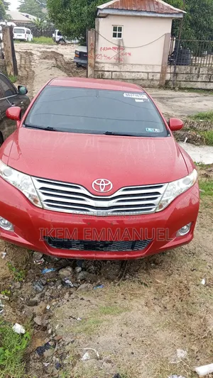 Toyota Venza 2010 Red