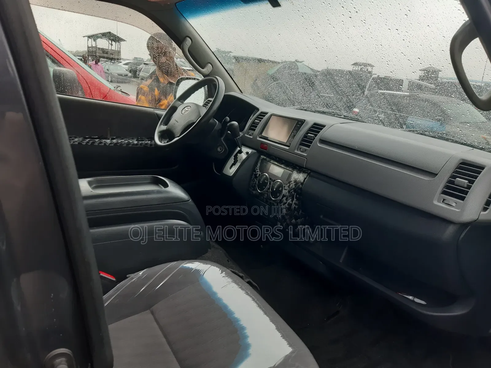 Toyota HiAce 2013 Grey