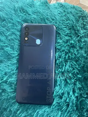 Tecno Spark 8 64 GB Blue