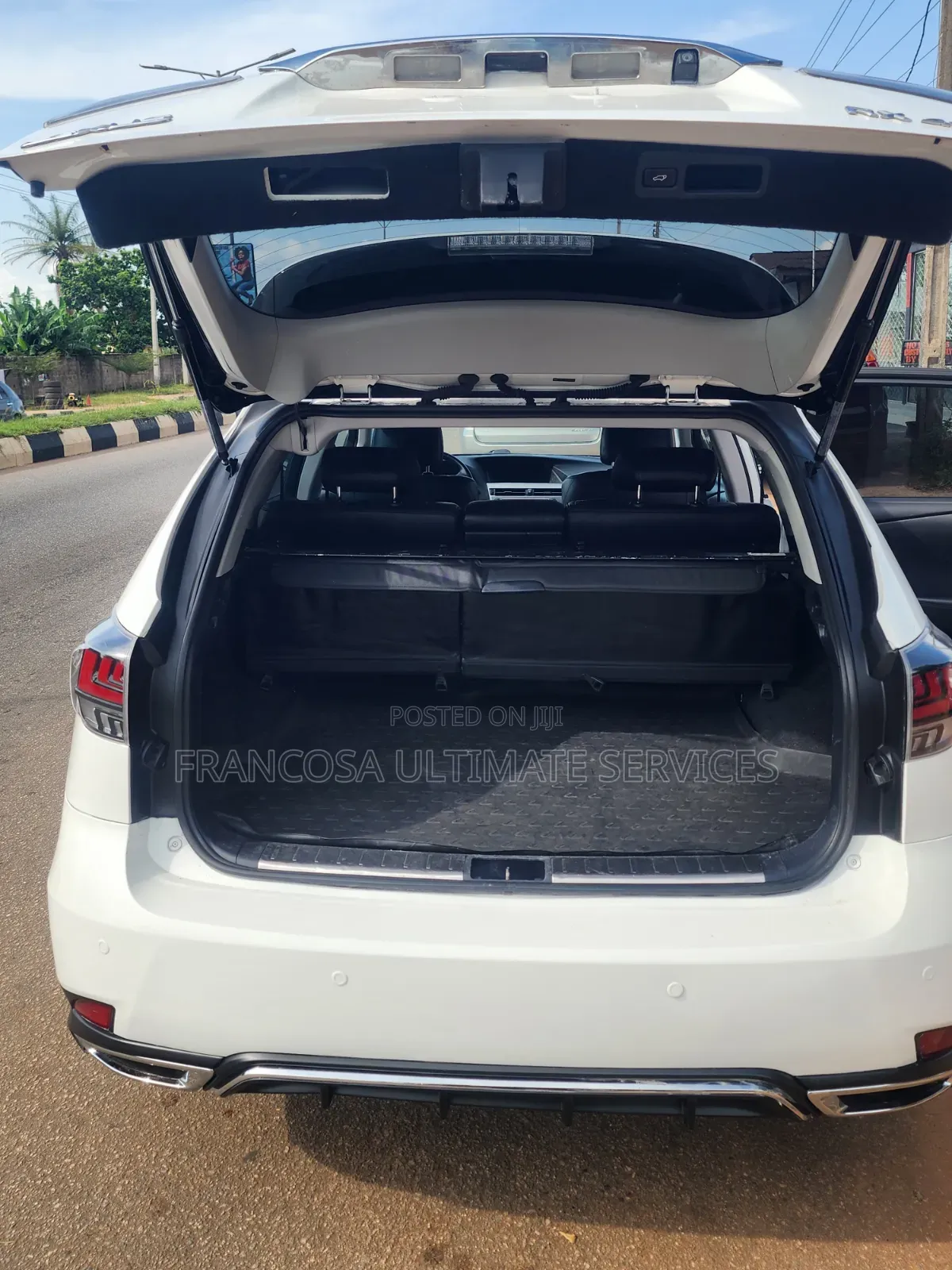 Hyundai H300 2014 White
