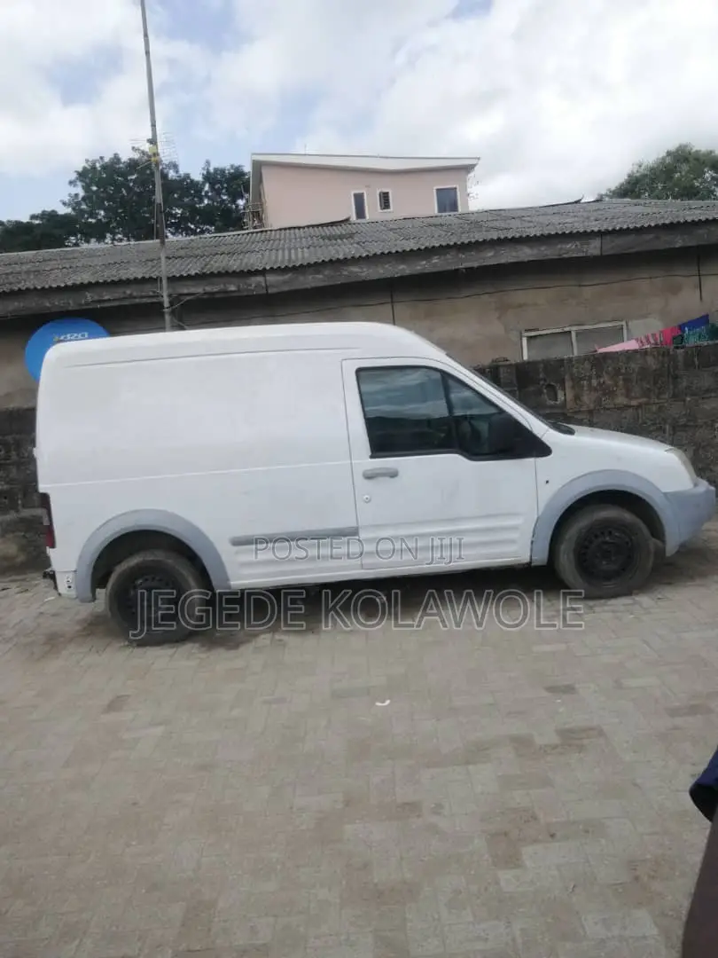 Ford Transit 2002 White