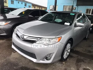 Toyota Camry 2013 Silver