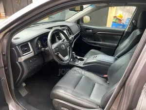 Toyota Highlander 2016 Gray