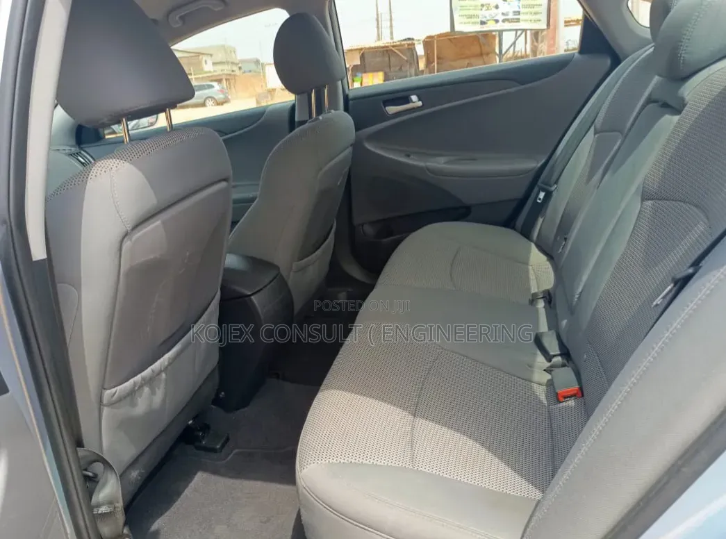 Hyundai Sonata 2012 Silver