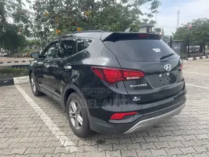 Hyundai Santa Fe SE AWD 2017 Black