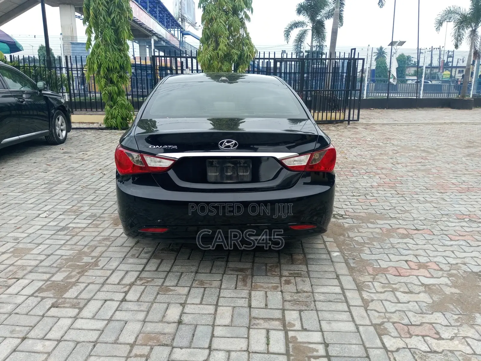 Hyundai Sonata 2011 Black