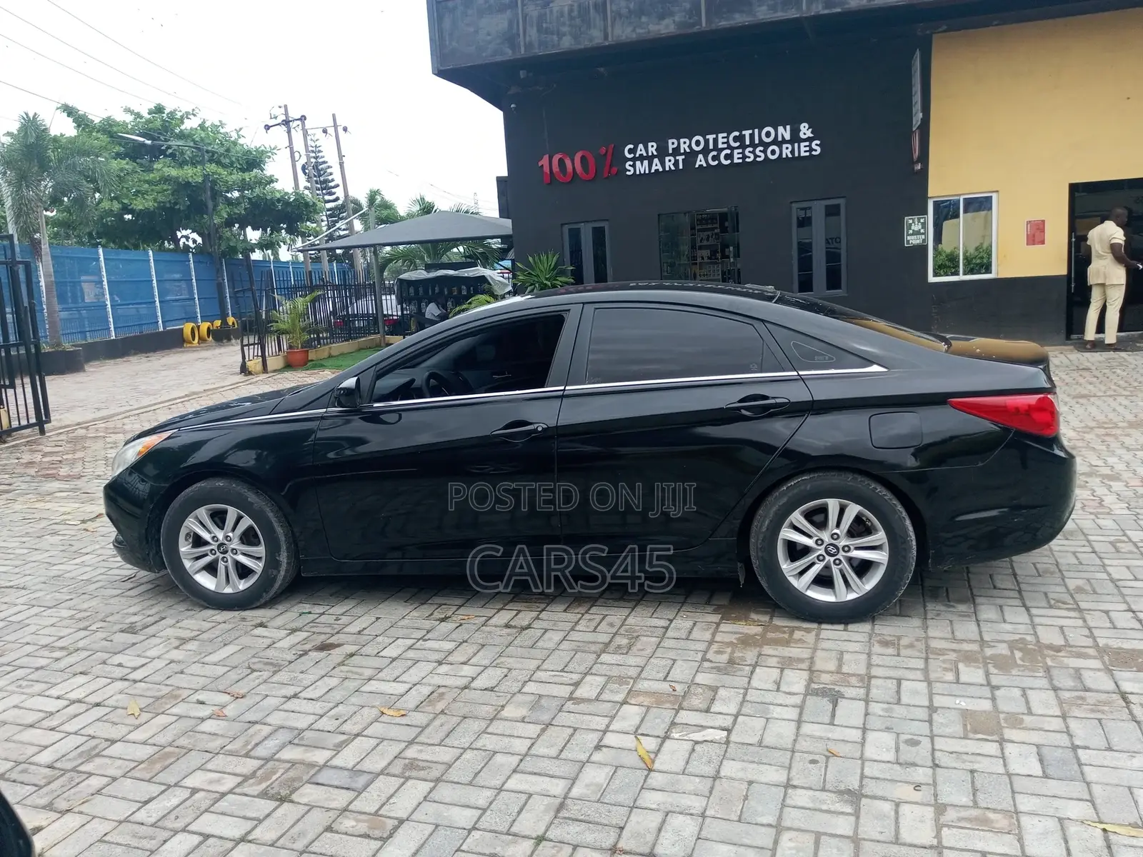 Hyundai Sonata 2011 Black