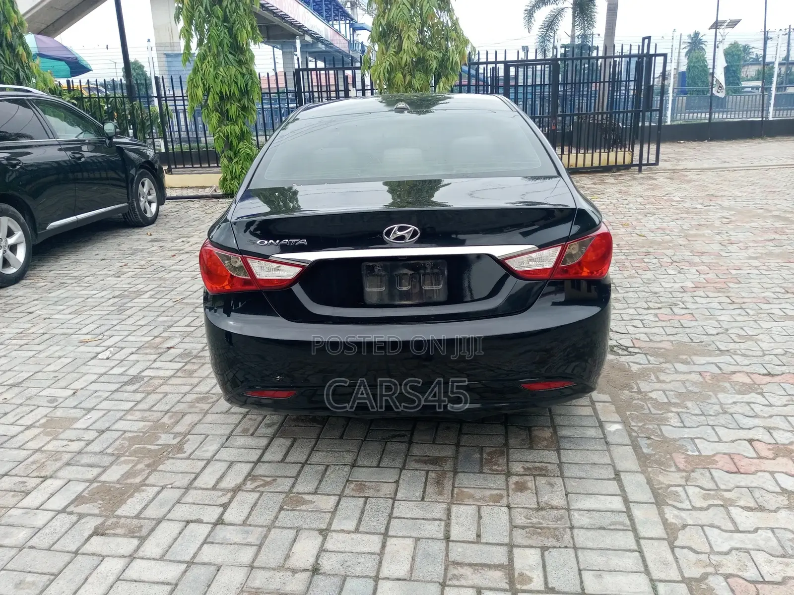 Hyundai Sonata 2011 Black
