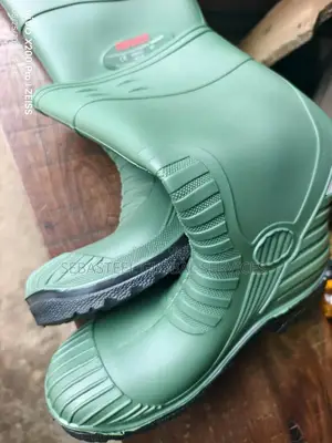 Trucker Rain Boot