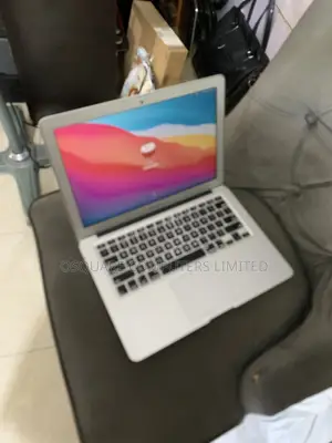 Laptop Apple MacBook Air 2013 4GB Intel Core i5 SSD 128GB