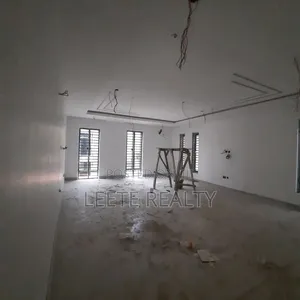 5bdrm Duplex in Mabushi for sale