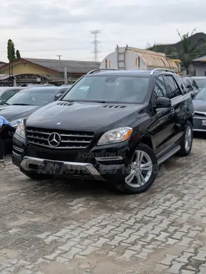 Mercedes-Benz M Class 2013 Blue