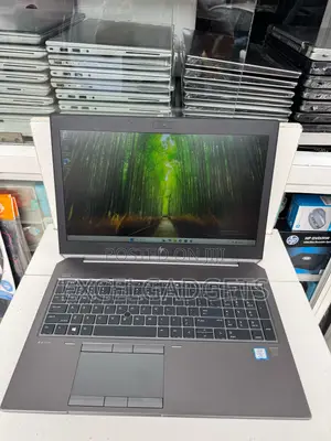 Laptop HP ZBook Studio G5 32GB Intel Core i7 SSD 512GB