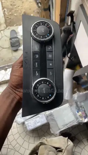 Ac Control for Gle 350, Ml350, W166 Model