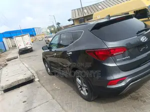 Hyundai Santa Fe Limited Ultimate AWD 2018 Gray
