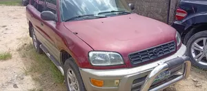 Toyota RAV4 2001 Red