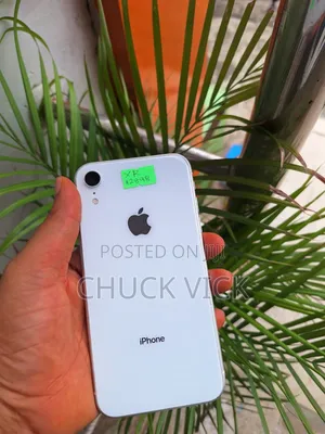 Apple iPhone XR 128 GB White