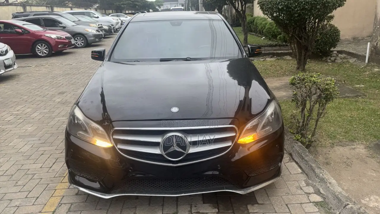 Mercedes-Benz E350 Base 4Matic Sedan AWD (3.5L 6cyl 7A) 2014 Black