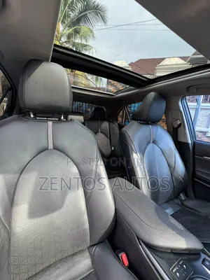 Toyota Camry XSE FWD (2.5L 4cyl 8AM) 2018 Blue