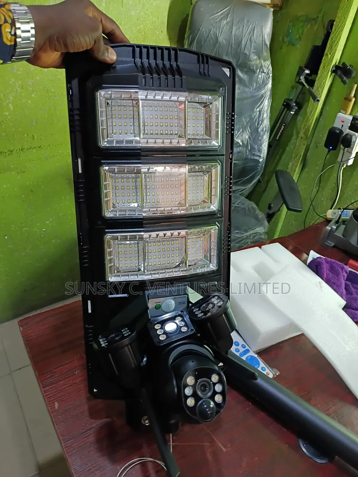 Solar Light With CCTV Camera- 3lens 450watts