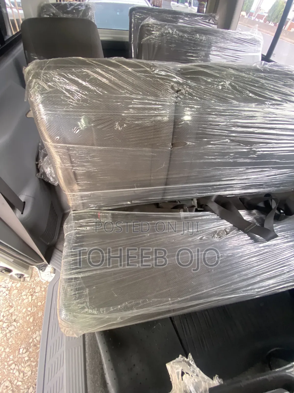 Toyota HiAce 2019 White