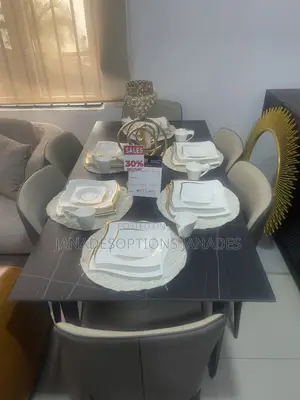 6 Seater Dinning Table