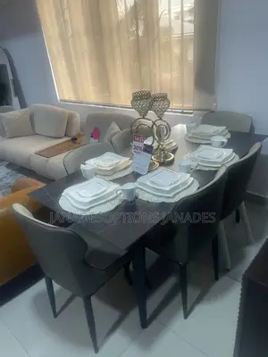 6 Seater Dinning Table