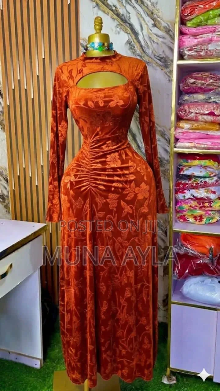 We Sell Quality Basic Tops at Affordable Prices