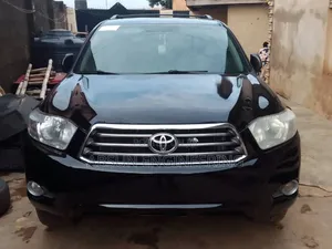 Toyota Highlander Sport 2010 Black