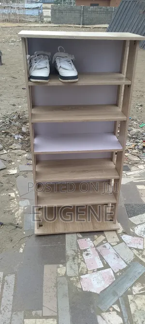 2ft by 4ft Shoe Rack