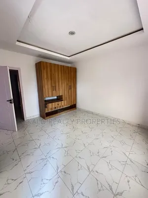 4bdrm Duplex in Ikota for rent