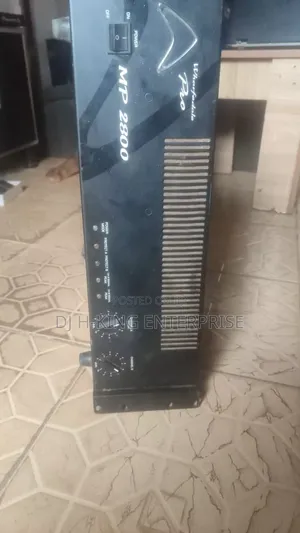 Wharfedale 2800 Amplifier