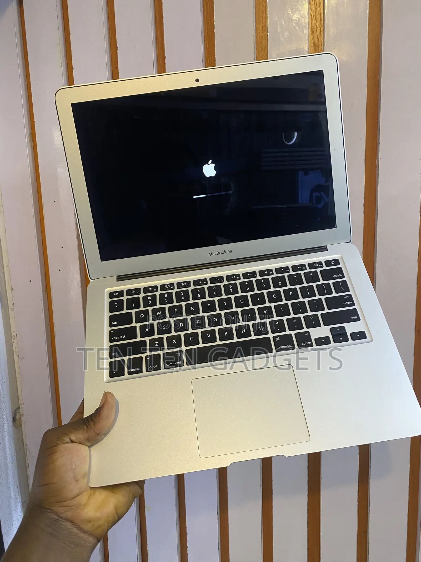Laptop Apple MacBook 2014 4GB Intel Core i5 SSD 128GB