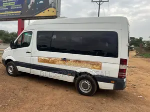Mercedes-Benz Sprinter 2011 White