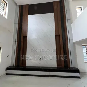 Executive Tv Console 32ft by 18ft