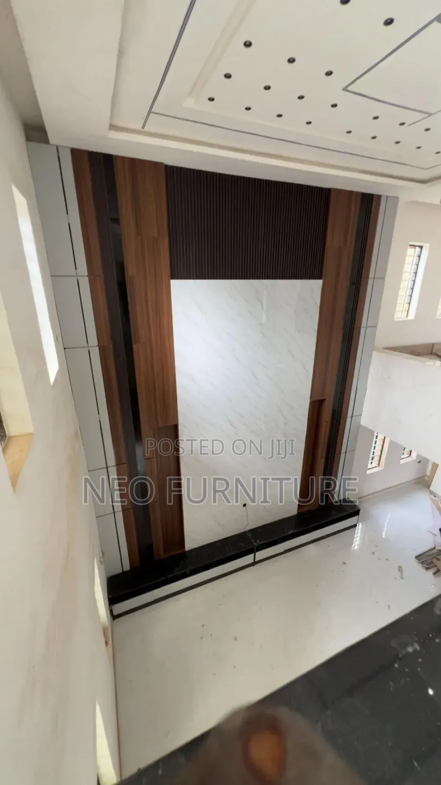 Executive Tv Console 32ft by 18ft