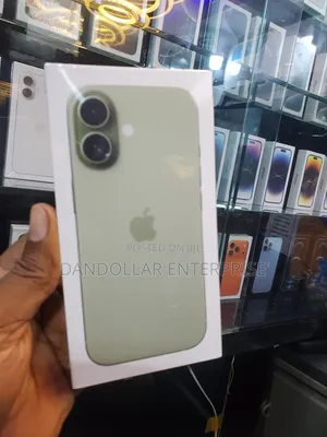 New Apple iPhone 17 256 GB Green