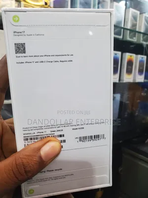 New Apple iPhone 17 256 GB Green