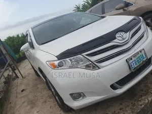 Toyota Venza 2012 White