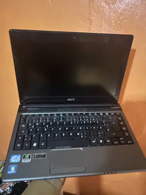 Laptop Acer Aspire 3750G 4GB Intel Core i5 HDD 640GB