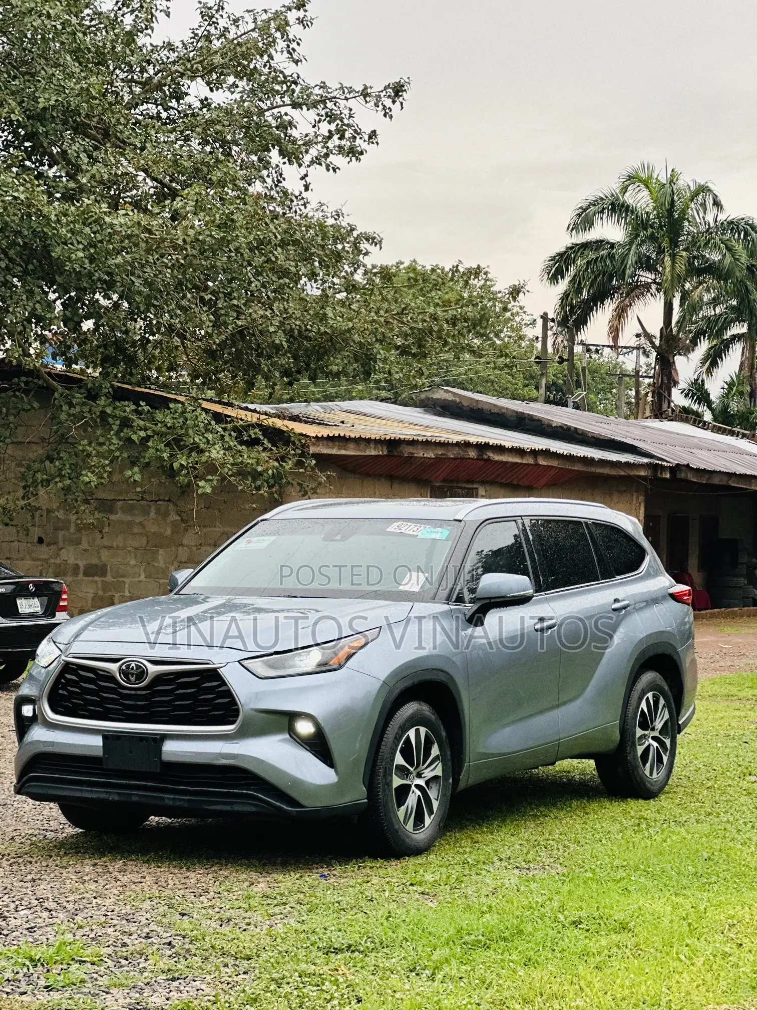 Toyota Highlander 2021 Blue
