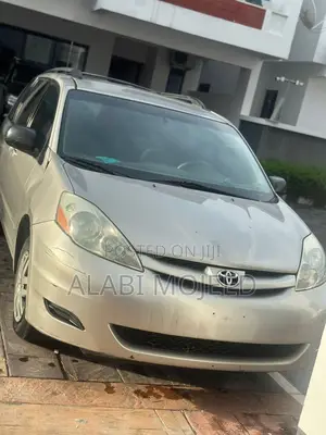 Toyota Sienna LE AWD 2006 Silver