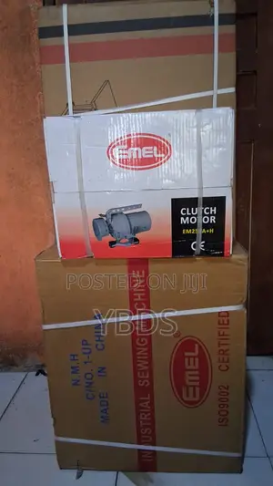 Industrial Sewing Machine
