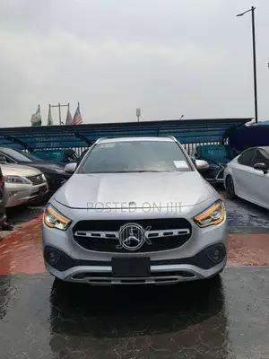 Mercedes-Benz GLA 250 2021 Silver